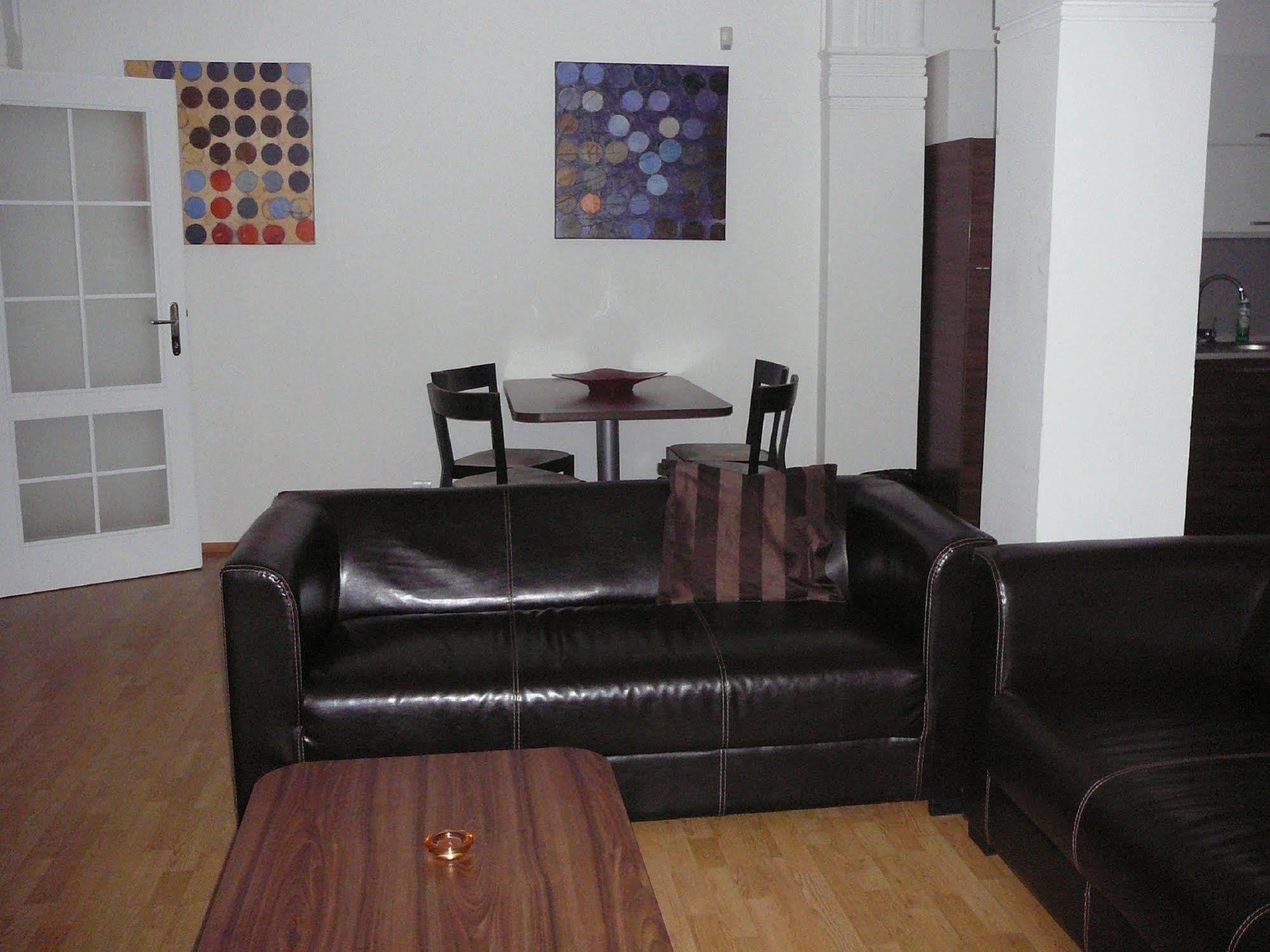 Lion Medena, Big Size, High Ceilings * Bratislava
